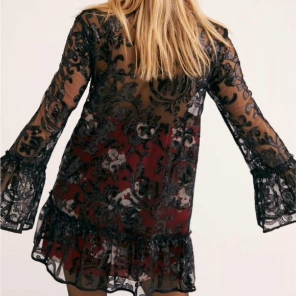 RARE Free People Falling Flowers Black and Red V-Neck Bell Sleeve Mini Dress - Picture 5 of 7